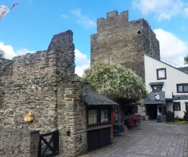 Hotel - Restaurant - Café Castle Liebenstein, Germany